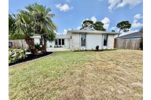 118 Nw Carmelite Street, Port Saint Lucie