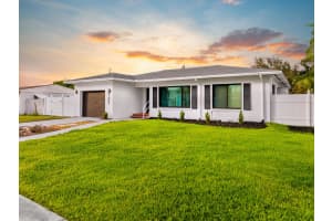 121 Bayberry Drive, Lake Park, FL 33403 - MLS#R11113320
