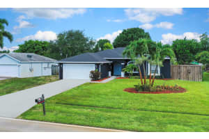 1750 SW Cameo Boulevard, Port Saint Lucie, FL 34953 - MLS#R11113362