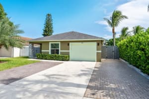 820 Selkirk Street, West Palm Beach, FL 33405 - MLS#R11113379