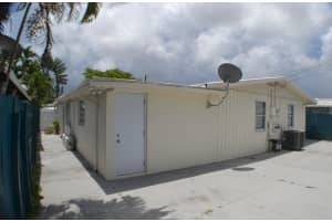 377 Nw Nw 49th Street Street Fort Lauderdale, FL 33309 - MLS#R11113388