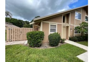 121 Maplecrest Circle, Jupiter, FL 33458 Sold 10/08/25