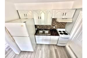 101 S C Street 2, Lake Worth Beach, FL 33460 - MLS#R11113475