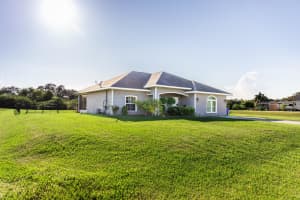 1402 SE 12th Drive, Okeechobee, FL 34974 Sold 11/24/25