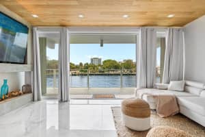 65 SE Spanish Trail 2070, Boca Raton, FL 33432 - MLS#R11113498