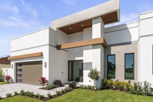 7537 W Country Club Blvd, Boca Raton, FL 33487 - MLS#R11113547