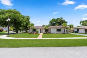 8355 SW 82nd Terrace, Miami, FL 33143 - MLS#R11113566