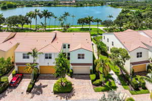 1570 Nw 48th Place, Boca Raton