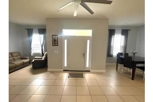 512 Avenida Del Sur, Clewiston, FL 33440 - MLS#R11113629