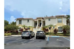 23265 Carolwood Lane 201, Boca Raton