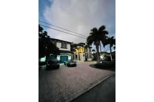 945 Cypress Drive, Delray Beach, FL 33483 - MLS#R11113663