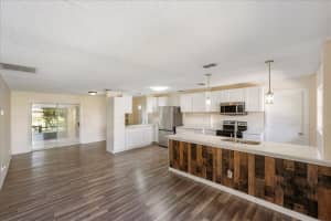 380 SE Crosspoint Drive, Port Saint Lucie, FL 34983 - MLS#R11113664