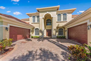 10303 Sw Fiddlers Way, Palm City