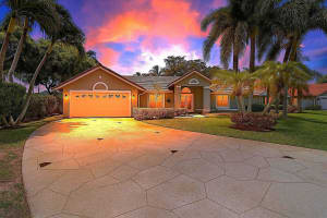 6073 Wedgewood Village Circle, Lake Worth