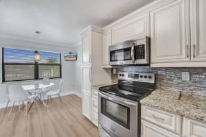 2606 NW 104th Avenue 304, Sunrise, FL 33322 - MLS#R11113689