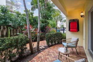 49 SE 7th Avenue 1, Delray Beach, FL 33445 - MLS#R11113716