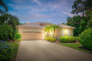 1543 SE Holyrood Lane, Port Saint Lucie, FL 34952 Sold 09/19/25