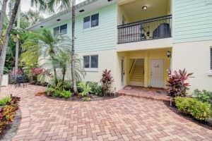 49 SE 7th Avenue 4, Delray Beach, FL 33445 - MLS#R11113724