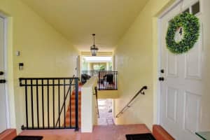 49 SE 7th Avenue 4, Delray Beach, FL 33445 - MLS#R11113724