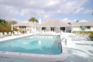 10084 Meridian Way N 9, Palm Beach Gardens
