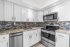 641 Normandy Lane N, Delray Beach, FL 33484 - MLS#R11113738
