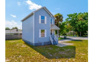 901 Ohio Avenue, Fort Pierce, FL 34950 Sold 01/16/26