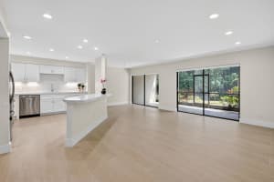 5630 Coach House Circle B, Boca Raton
