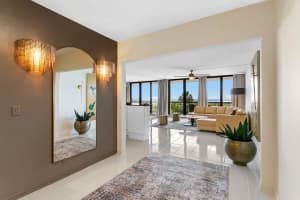 4050 Ocean Drive, Singer Island, FL 33404 - MLS#R11113790