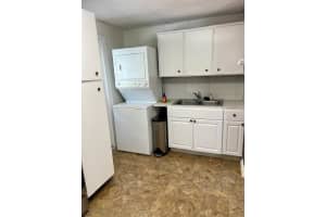 538 3rd Street, Riviera Beach, FL 33404 - MLS#R11113797