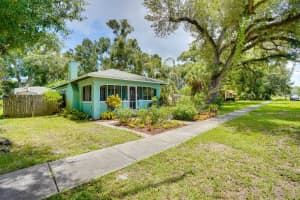 1954 42nd Avenue, Vero Beach, FL 32960 Sold 10/15/25