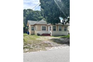 143 N 15th Street, Fort Pierce, FL 34950 - MLS#R11113804