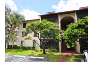 207 Foxtail Drive A3, Greenacres