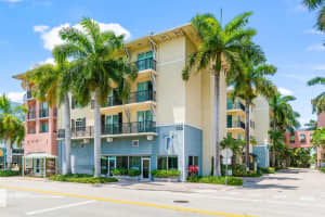 225 NE 1st Street 207, Delray Beach, FL 33444 - MLS#R11113838