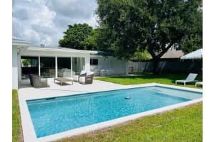7926 Pine Tree Lane, Lake Clarke Shores