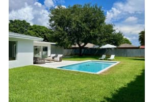 7926 Pine Tree Lane, Lake Clarke Shores, FL 33406 Sold 09/12/25