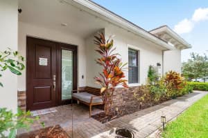 19704 Weathervane Way, Loxahatchee