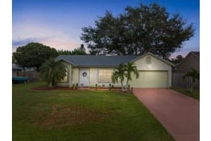 581 Sw Dairy Road, Port Saint Lucie