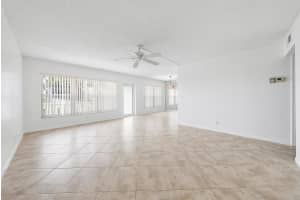 306 Wellington E, West Palm Beach, FL 33417 - MLS#R11113949