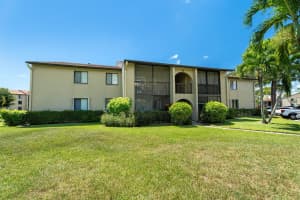 529 Shady Pine Way D1, Greenacres, FL 33415 Sold 12/26/25