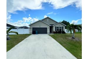 3852 Sw Chicopee Street, Port Saint Lucie