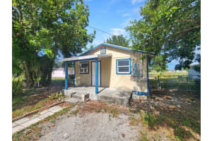 1308 N 15th Street, Fort Pierce, FL 34950 - MLS#R11113998