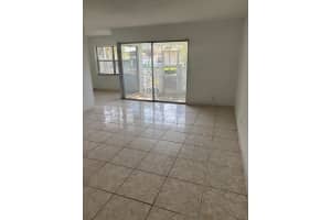 2075 NW 46th Avenue I102, Lauderhill, FL 33313 - MLS#R11114052