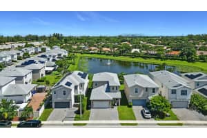 1824 Lake Cove Drive, Lake Worth Beach, FL 33460 - MLS#R11114070