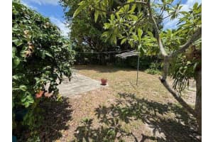 2320 Lark Lane, West Palm Beach, FL 33409 Sold 09/05/25