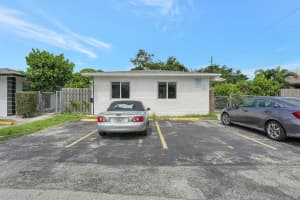 1129 NE 15th Street 2, Fort Lauderdale, FL 33304 - MLS#R11114081