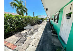 1129 NE 15th Street 2, Fort Lauderdale, FL 33304 - MLS#R11114081