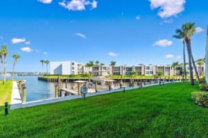 1950 Sw Palm City Road 12-103, Stuart