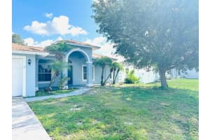 549 SW Prater Avenue, Port Saint Lucie, FL 34953 - MLS#R11114145