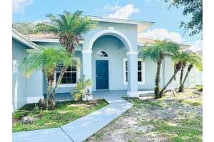 549 SW Prater Avenue, Port Saint Lucie, FL 34953 - MLS#R11114145