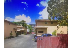 451 Ne 136th Street Ii-209, North Miami